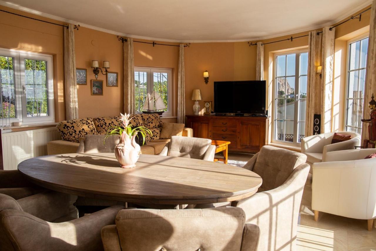 Villa Belucra,10P,Seaview,Jacuzzi,Pool Calpe Kültér fotó