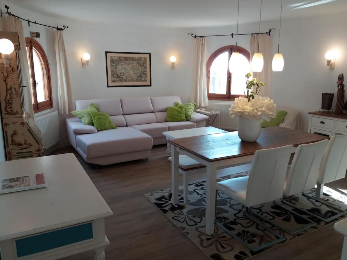 Villa Belucra,10P,Seaview,Jacuzzi,Pool Calpe Kültér fotó