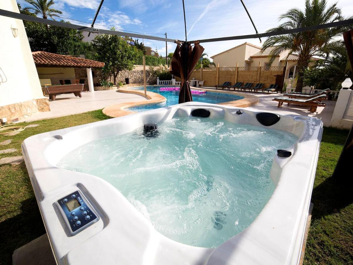 Villa Belucra,10P,Seaview,Jacuzzi,Pool Calpe Kültér fotó